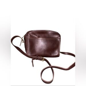 Vintage Coach Metropolis Zip #9087 Mahogany